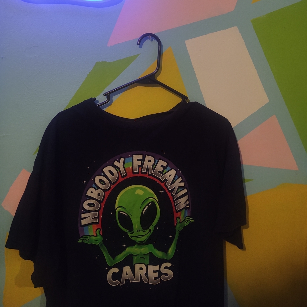 Alien t-shirt